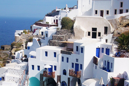 santorini_900x600_website.jpg
