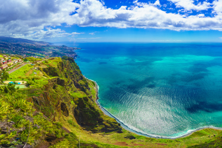 essencias-da-ilha-da-madeira-5-dias-domingo_0.jpg